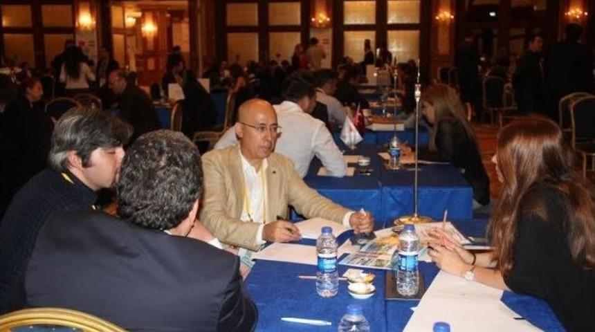 İran Turizm Zirvesinde İkili G&ouml;r&uuml;şmeler Başladı