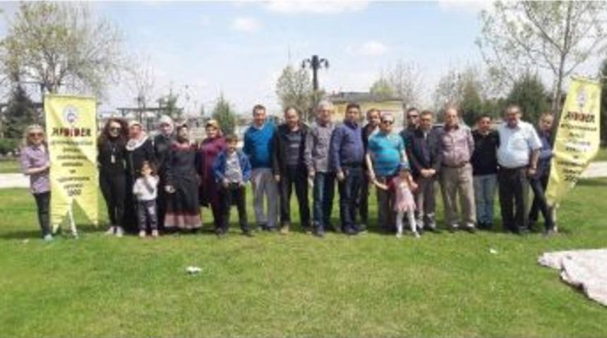 Afdider &Uuml;yeleri Piknikte Buluştu