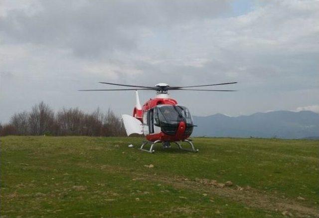 Ormanda Kalbi Sıkışan Hastayı Kurtardı