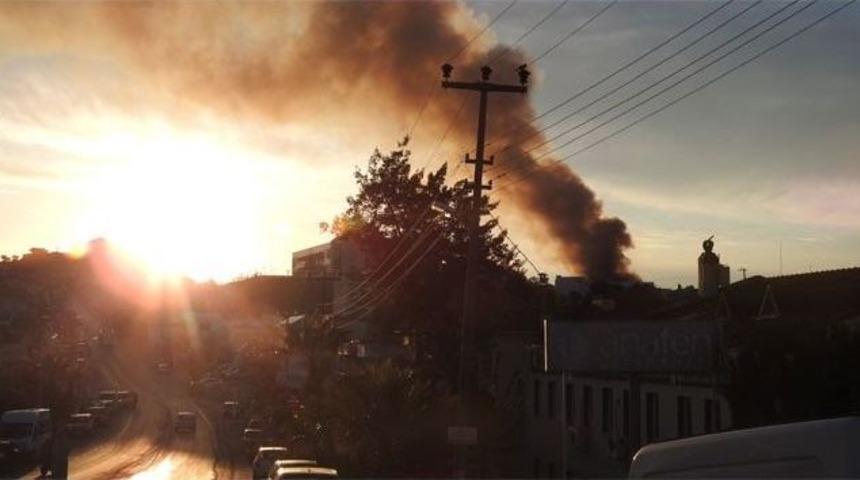 Urla Cezaevi&rsquo;nde Yangın &Ccedil;ıktı, 56 Mahkum Nakledildi