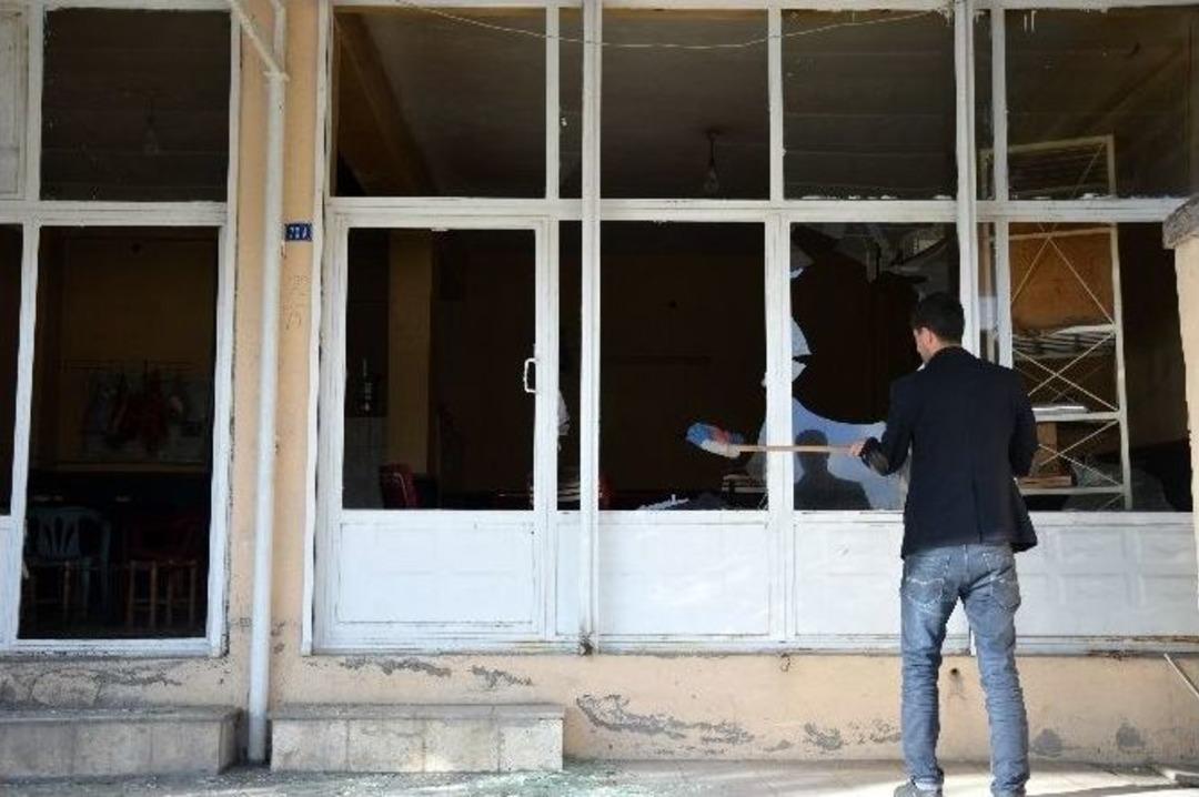 Hani&rsquo;deki Ter&ouml;r Saldırısının Tanıkları Patlama Anlarını Anlattı