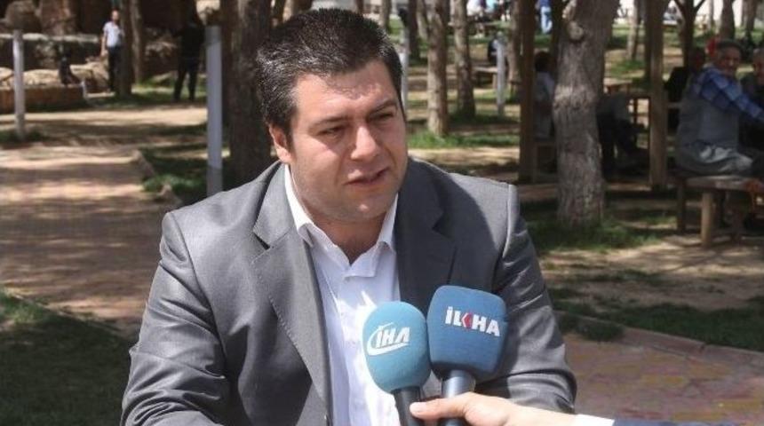 23 Ayrı Kurumdan Sertifika Aldı, İş Bulamadı