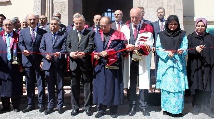 T&uuml;rkiye İle Malay D&uuml;nyasını Bir Araya Getiren Merkez A&ccedil;ıldı