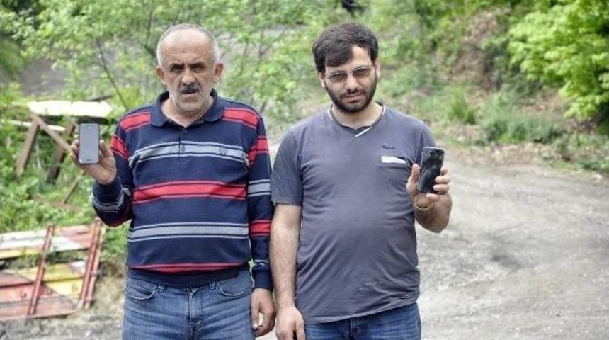 Telefonla G&ouml;r&uuml;şebilmek İ&ccedil;in Ağa&ccedil;lara &Ccedil;ıktılar