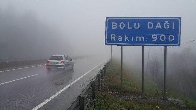 Bolu Dağı Sise Teslim Oldu