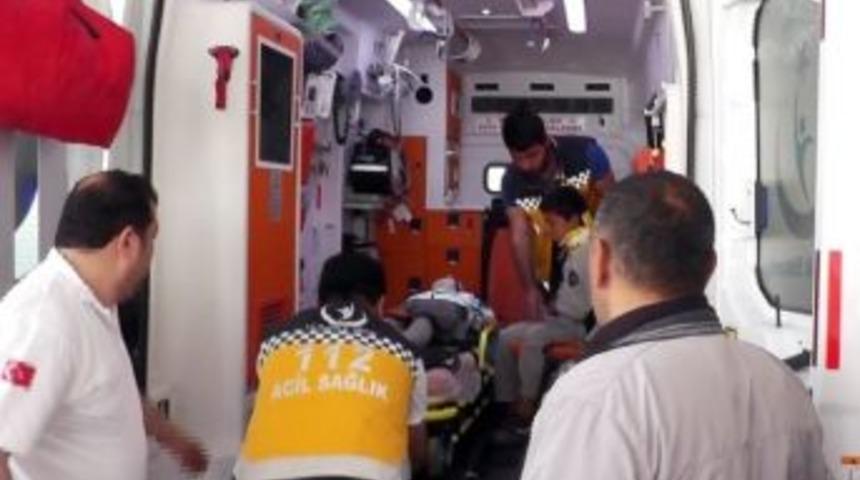 Şanlıurfa&rsquo;da Servisi Takla Attı: 18 Yaralı