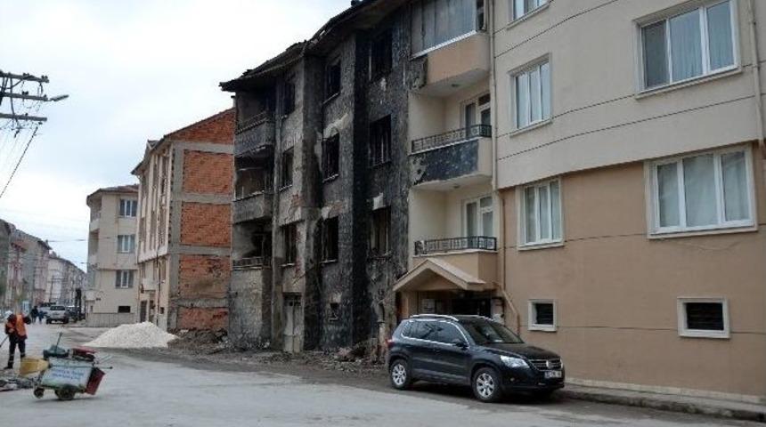 Doğalgaz Patlaması G&uuml;venlik Kamerasına B&ouml;yle Yansıdı