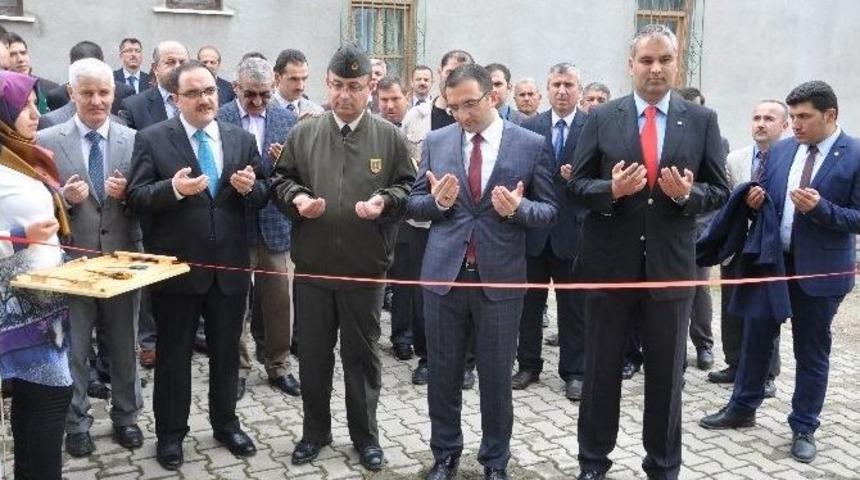 Pınarbaşı’nda Kutlu Doğum Kermesi Açıldı