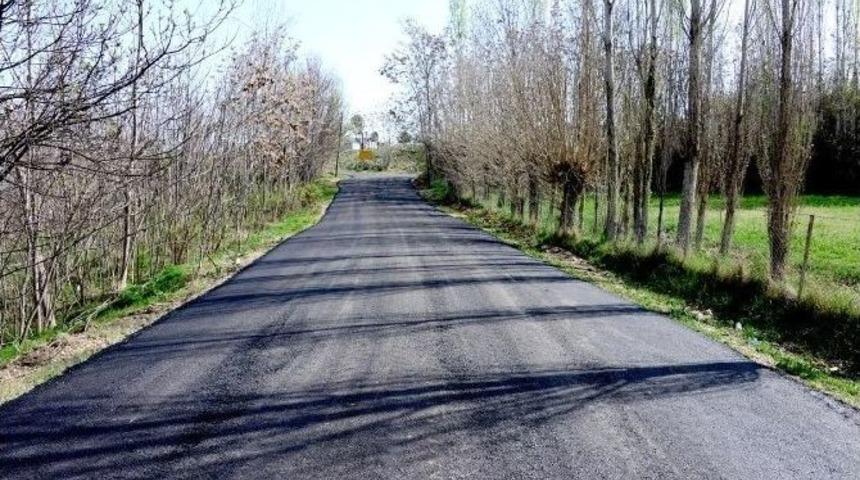 Dilek Mahallesi&rsquo;nin Yolları Yapılıyor