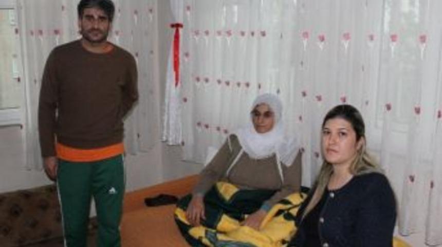 Hastane Y&ouml;neticileri Hastalarını Evlerinde Ziyaret Etti