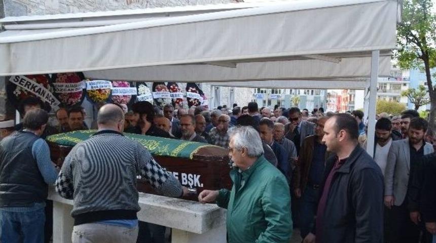 M&uuml;jdat Sert&rsquo;in &Ouml;l&uuml;m&uuml; Aliağa&rsquo;yı Yasa Boğdu
