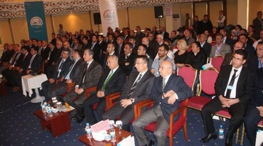 Elazığ&rsquo;da S&uuml;rd&uuml;r&uuml;lebilir Alabalık &Ccedil;alıştayı D&uuml;zenlendi