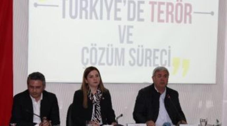 &lsquo;t&uuml;rkiye De Ter&ouml;r Ve &Ccedil;&ouml;z&uuml;m S&uuml;reci&rsquo; Masaya Yatırıldı