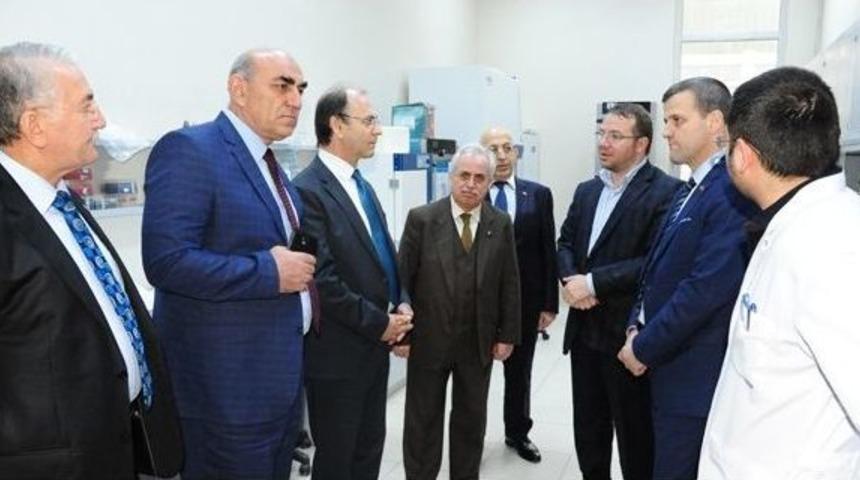 Y&ouml;k &Uuml;yesi Prof. Dr. Rahmi Er Ve Rekt&ouml;rlerden At&uuml;&rsquo;ye Ziyaret