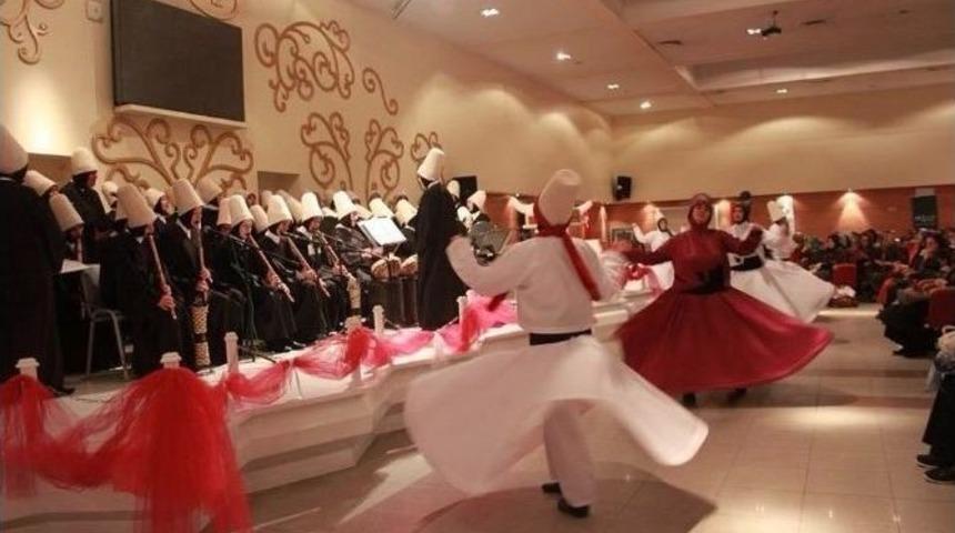 Bayan Semazenler Kutlu Doğum İ&ccedil;in D&ouml;nd&uuml;ler