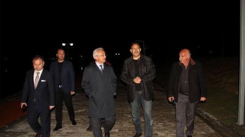 Kamelyalar G&uuml;neş Enerjisi İle Işıklandırılıyor