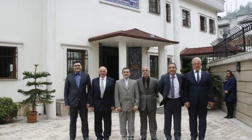 Hopa Heyeti&rsquo;nden İran Konsolosluğu&rsquo;na Hem Ziyaret Hem Ticaret