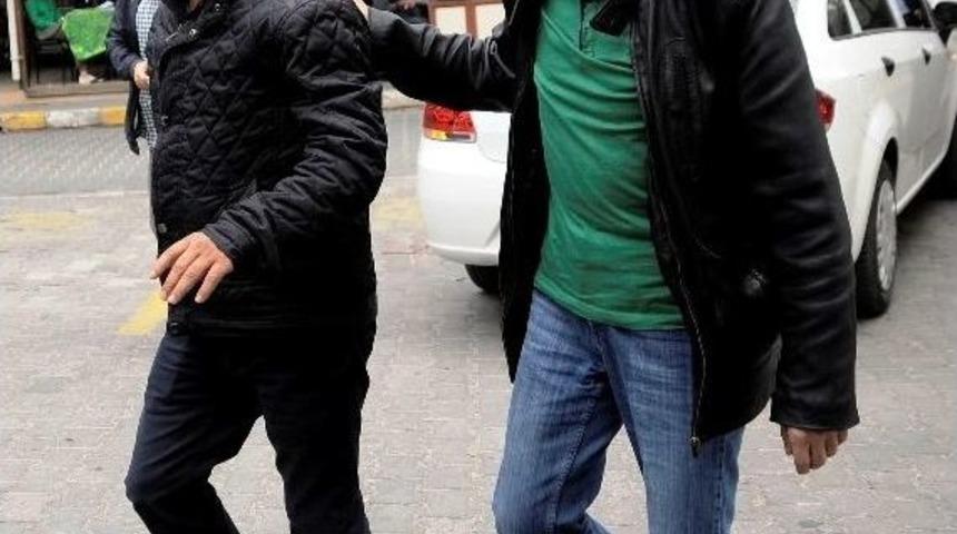 Uyuşturcuyu Kargodan Teslim Alırken Yakalandılar