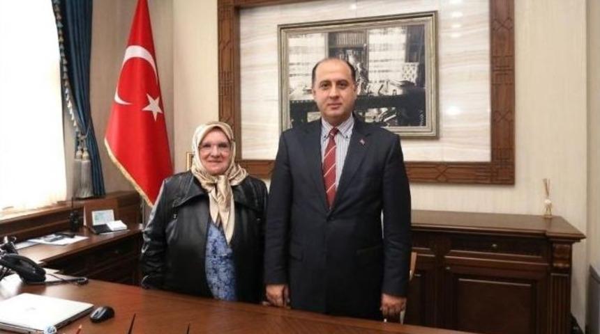 Matematik &Ouml;ğretmeni Aziz Sancar İle Gurur Duyuyor