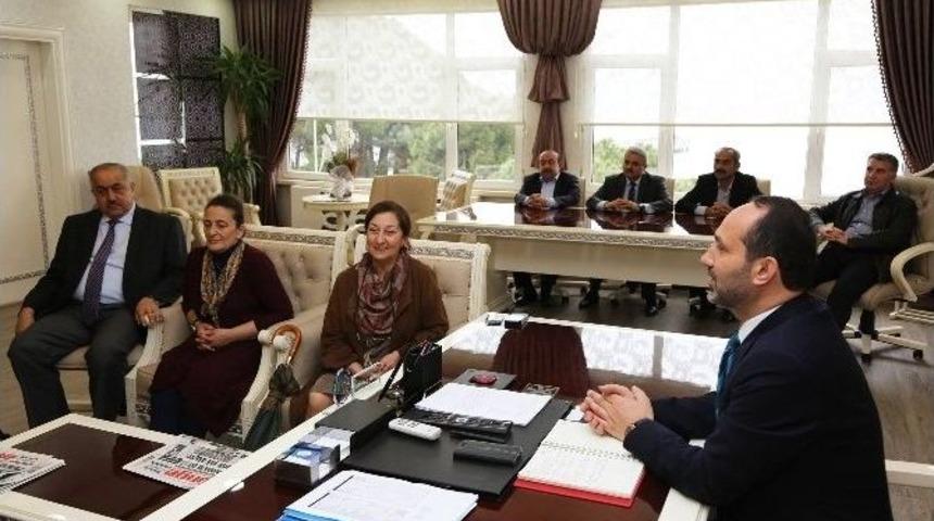 &Uuml;nye Kent Konseyi&rsquo;nden Başkan &Ccedil;amyar&rsquo;a Teşekk&uuml;r Ziyareti