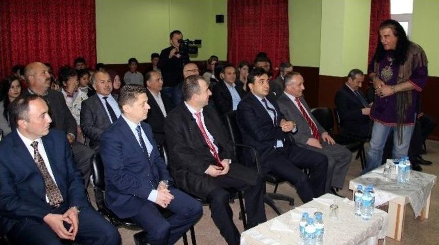 Kahramanları &Ccedil;izgi Romanla Yaşatıyor