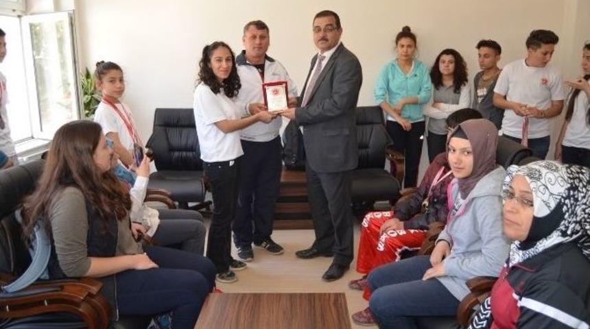 Kulalı Boks&ouml;rlerden &Ccedil;arpan&rsquo;a Ziyaret