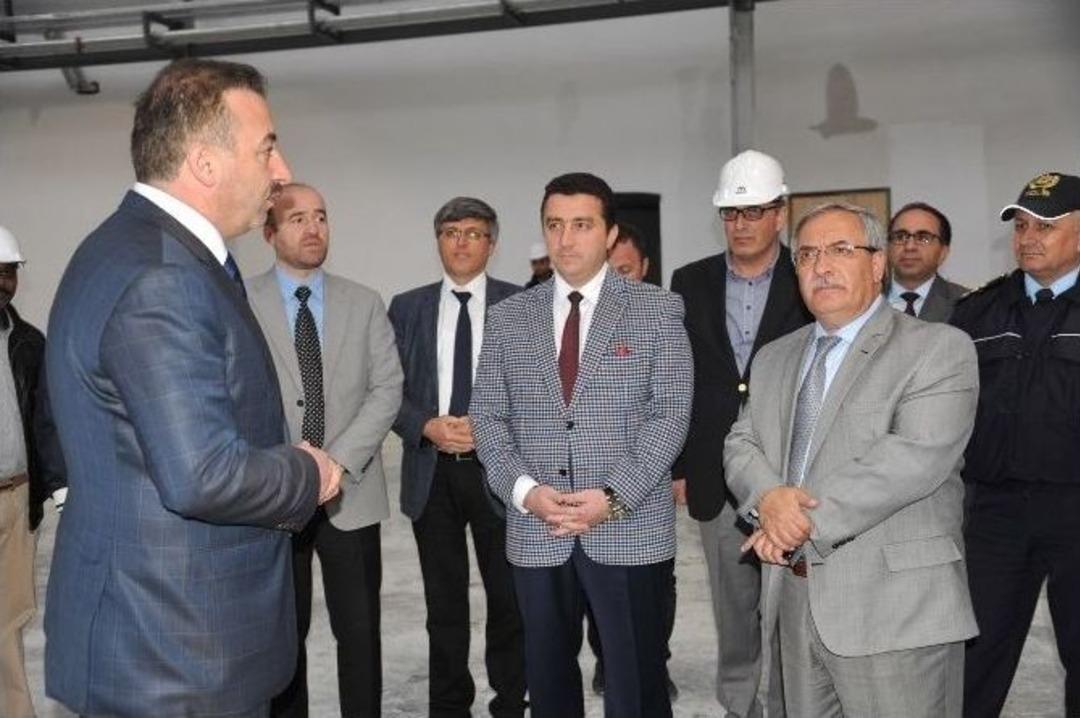 Boz&uuml;y&uuml;k&rsquo;te Granit &Uuml;retimine Start Verildi