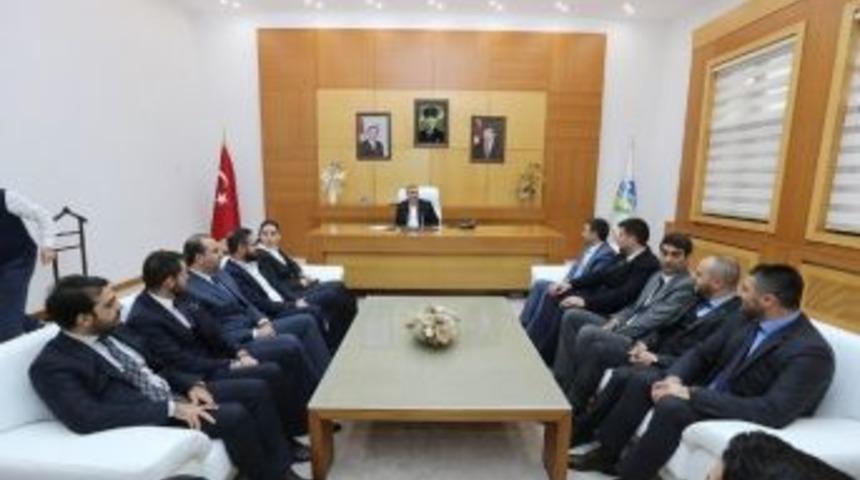 Başkan To&ccedil;oğlu Milli Birlik Ve D&uuml;ş&uuml;nce Derneği&rsquo;ni Ağırladı