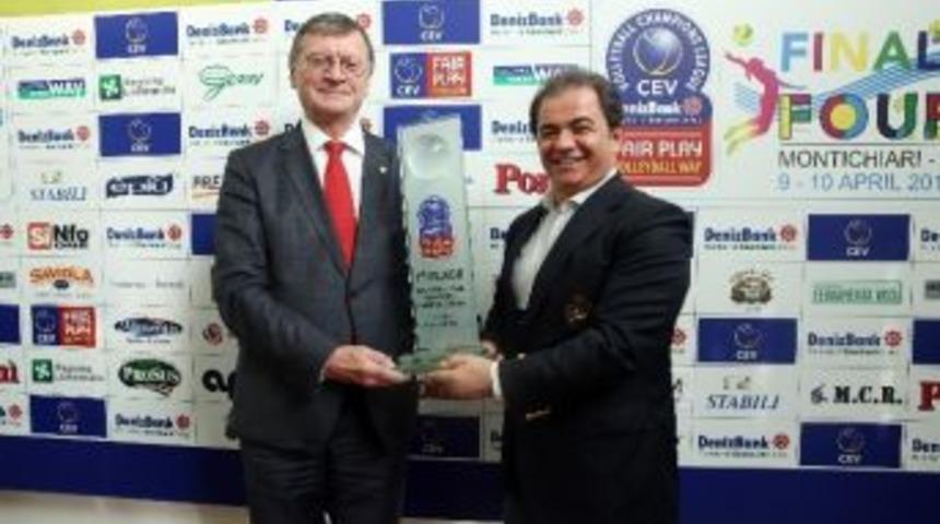 Denizbank Genel M&uuml;d&uuml;r&uuml; Ateş: "bankacılık Sekt&ouml;r&uuml;nde İlk &Ccedil;eyrek Beklentilerin &Uuml;zerinde"