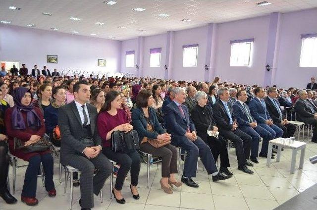 Torunu Kargı’da Mehmet Akif Ersoy’u Anlattı