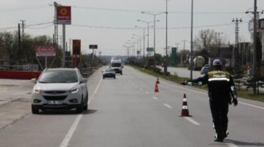 Kırklareli&rsquo;nde 3 Bin 450 Araca Trafik Cezası Kesildi