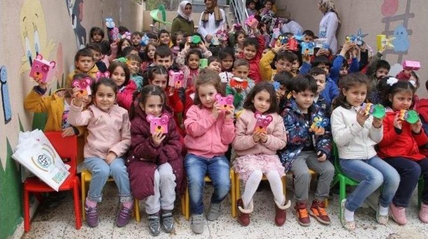 Minik Yüreklerden Bayırbucak Türkmenlerine Anlamlı Bağış