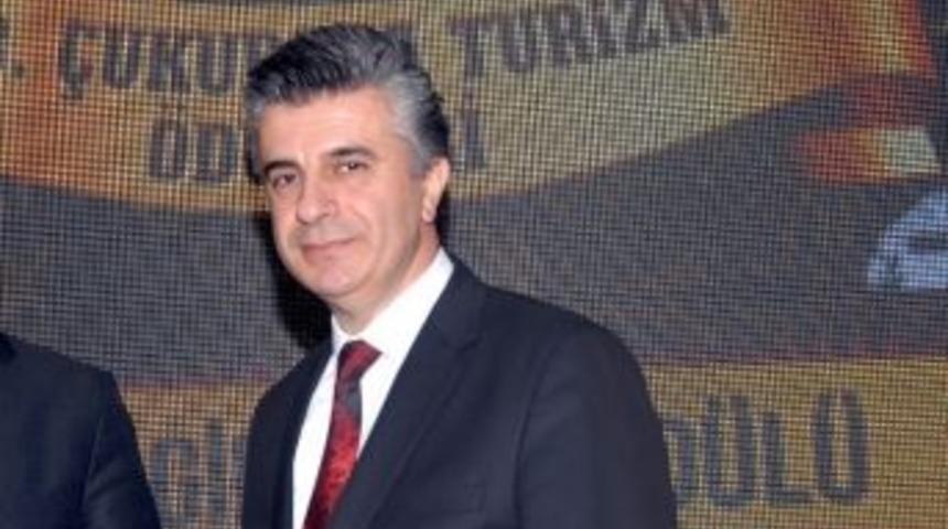 Tureb Başkanı Apalı&rsquo;dan "rehber" &Ccedil;ıkışı