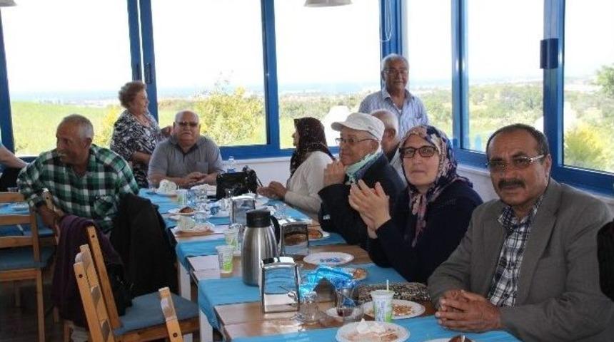 Didim&rsquo;de Diyaliz Hastaları Ve Aileleri Eğlendi