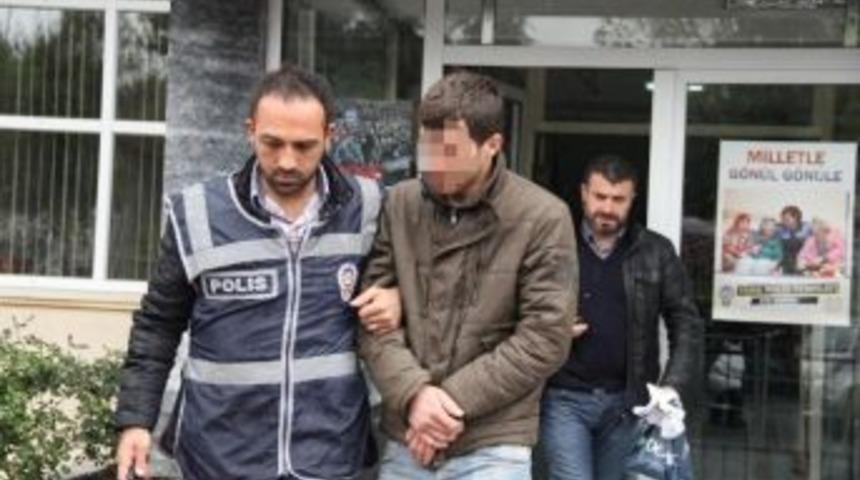 Otelin Plajından Şezlong Hırsızlığına G&ouml;zaltı