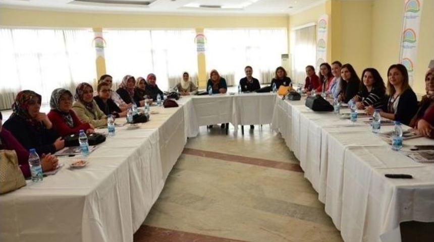 Kadın &Ccedil;ift&ccedil;ilere Y&ouml;nelik Uygulamalı Girişimcilik Kursu Başladı