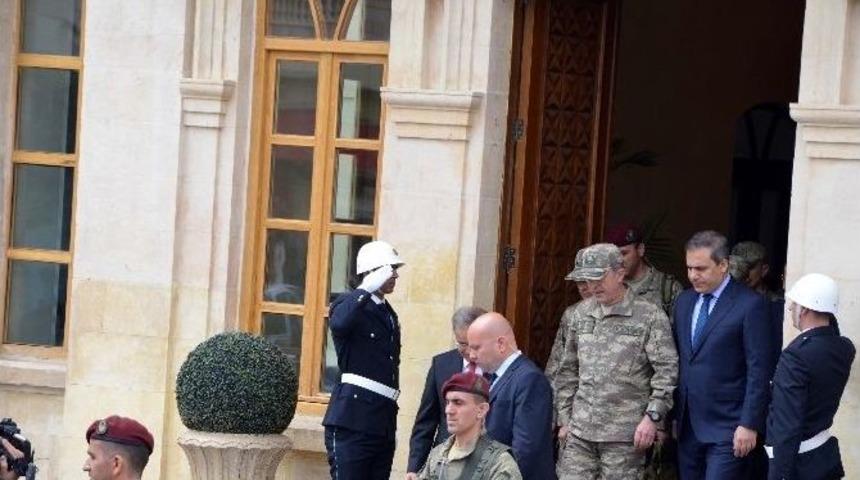Genelkurmay Başkanı Hulusi Akar Ve Mit M&uuml;steşarı Hakan Fidan, Sınırın Sıfır Noktasında İnceleme Yapacak