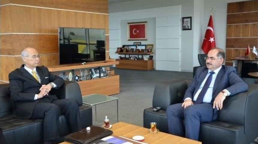 Japonya İstanbul Başkonsolosundan &Uuml;niversitemiz Rekt&ouml;r&uuml;ne Ziyaret