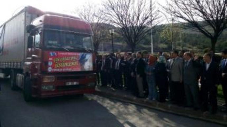 Pursaklar&rsquo;dan Suriyeli &Ccedil;ocuklar İ&ccedil;in Yardım Tır&rsquo;ı Yola &Ccedil;ıktı