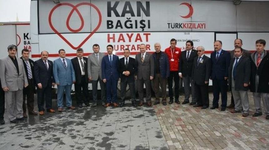 Ala&ccedil;am&rsquo;da Kan Bağışına Yoğun İlgi