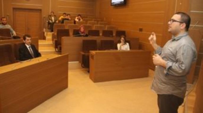 Kocaeli B&uuml;y&uuml;kşehir Personeline İngilizcenin P&uuml;f Noktaları Verildi