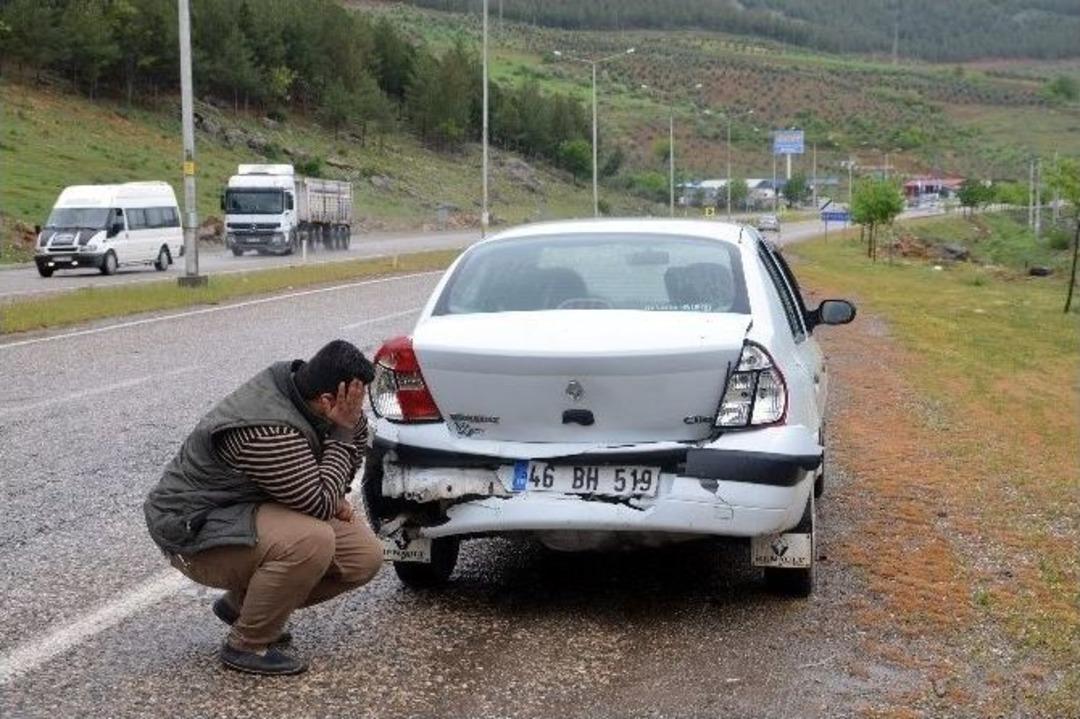 Aşırı Yağış Zincirleme Kazaya Neden Oldu: 8 Yaralı