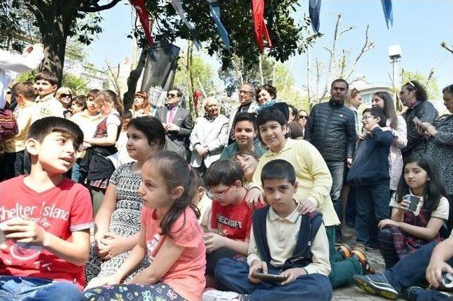 Beşiktaş Belediyesi’nden Ataol Behramoğlu’na Doğum Gününde Anlamlı Hediye