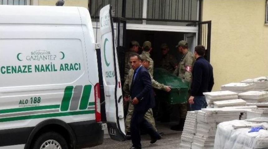 Silahı Kazayla Ateş Alan Asker Hayatını Kaybetti