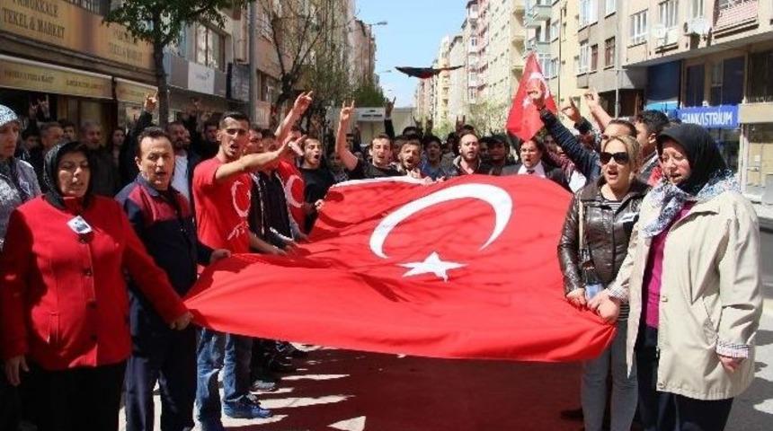 Şehit Cenazesinin Ardından Ter&ouml;re Tepki Y&uuml;r&uuml;y&uuml;ş&uuml;