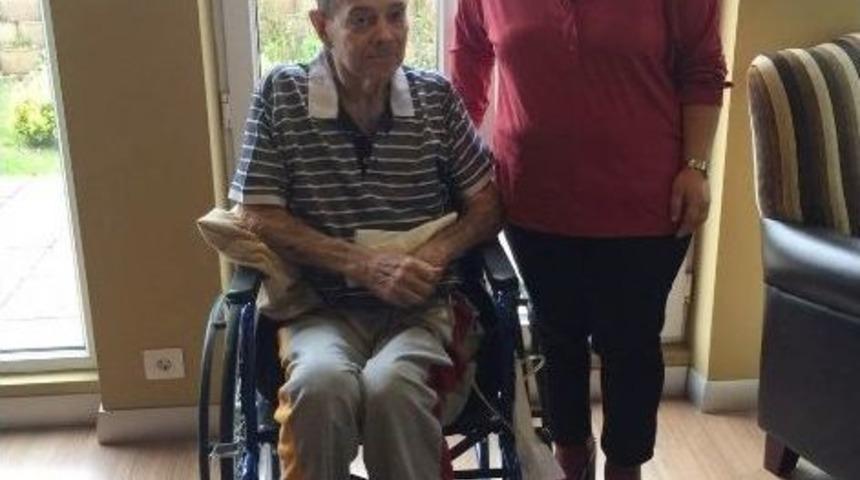 Huzurevinde Kalan Eski Milli Kaleciye Minik &Ouml;ğrencilerden Mektup