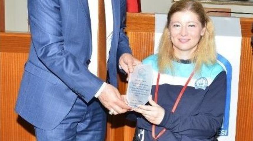 Engelli Atıcıdan Tam İsabet