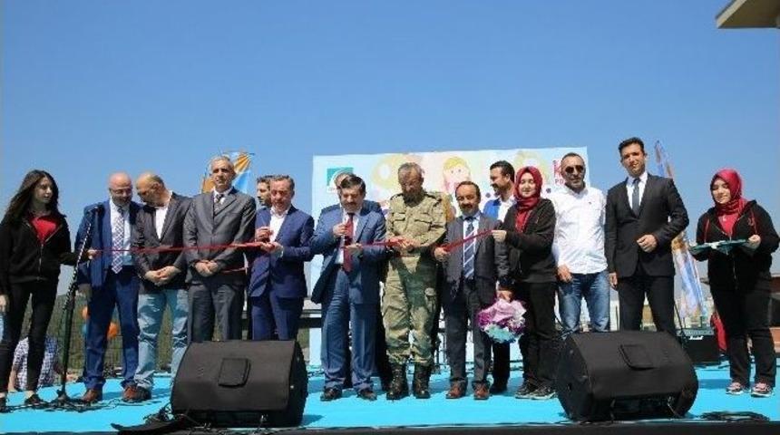 &Ccedil;ekmek&ouml;y&rsquo;de Bahar Şenliği Renkli G&ouml;r&uuml;nt&uuml;lere Sahne Oldu