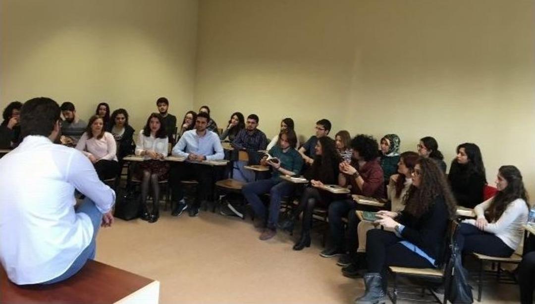 &Uuml;niversite &Ouml;ğrencilerinden &Ouml;rnek Bir Uygulama