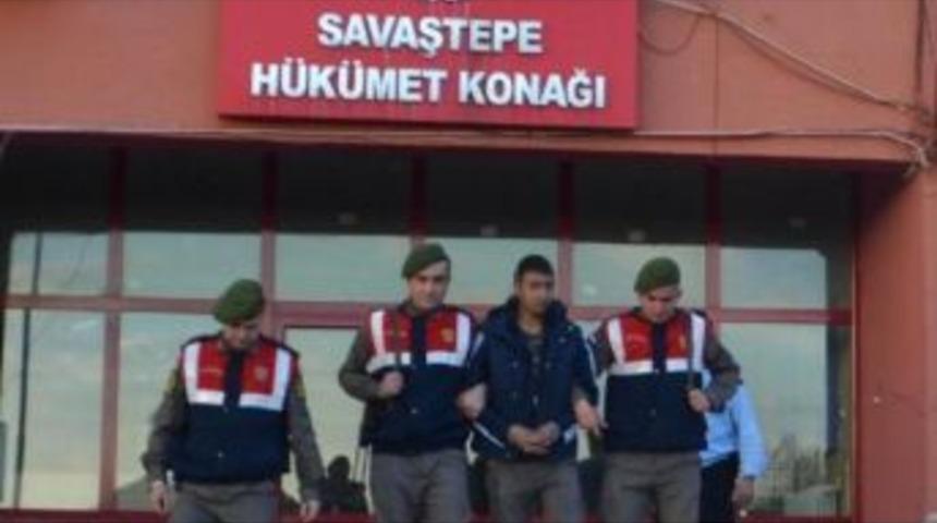 Ter&ouml;r &Ouml;rg&uuml;t&uuml; &Uuml;yesi Olmak Su&ccedil;undan Aranan Şahıs Yol İnşaatında &Ccedil;alışırken Yakalandı